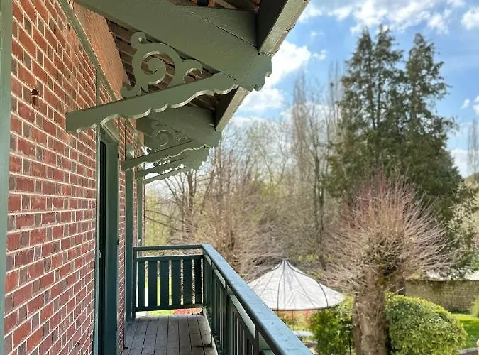 Bed & Breakfast La Demeure 3*