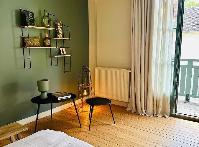 Bed & Breakfast La Demeure 3*